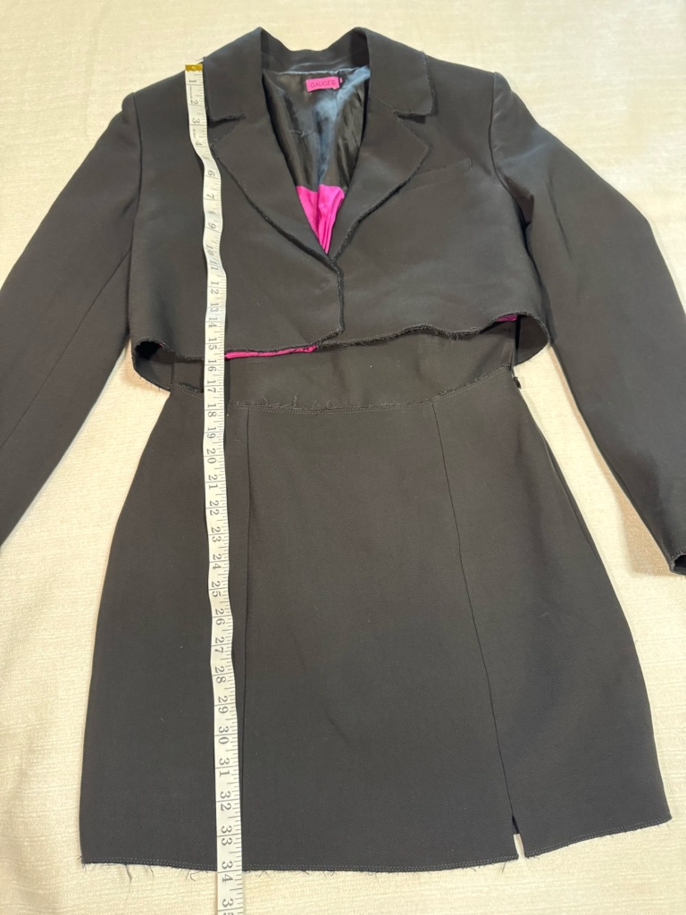 HADERA Mini Dress From The Brand GAUGE81, look like two pieces Suit. - Picture 4 of 12